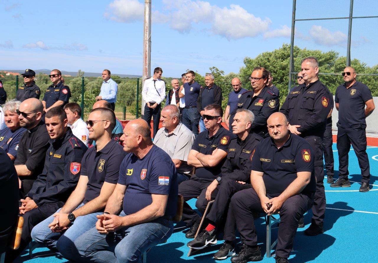 Vatrogasna zajednica Zadarske županije obilježila 30 godina osnutka Vatrogasna zajednica Zadarske županije obilježila 30 godina osnutka