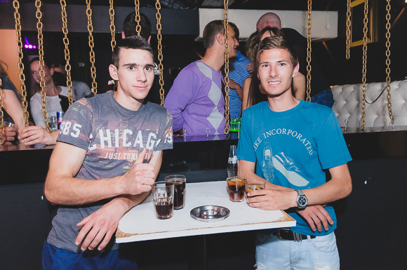 Siniša Vuco @ Hitch bar, 16.5.2015. (Foto: Ivan Toman)