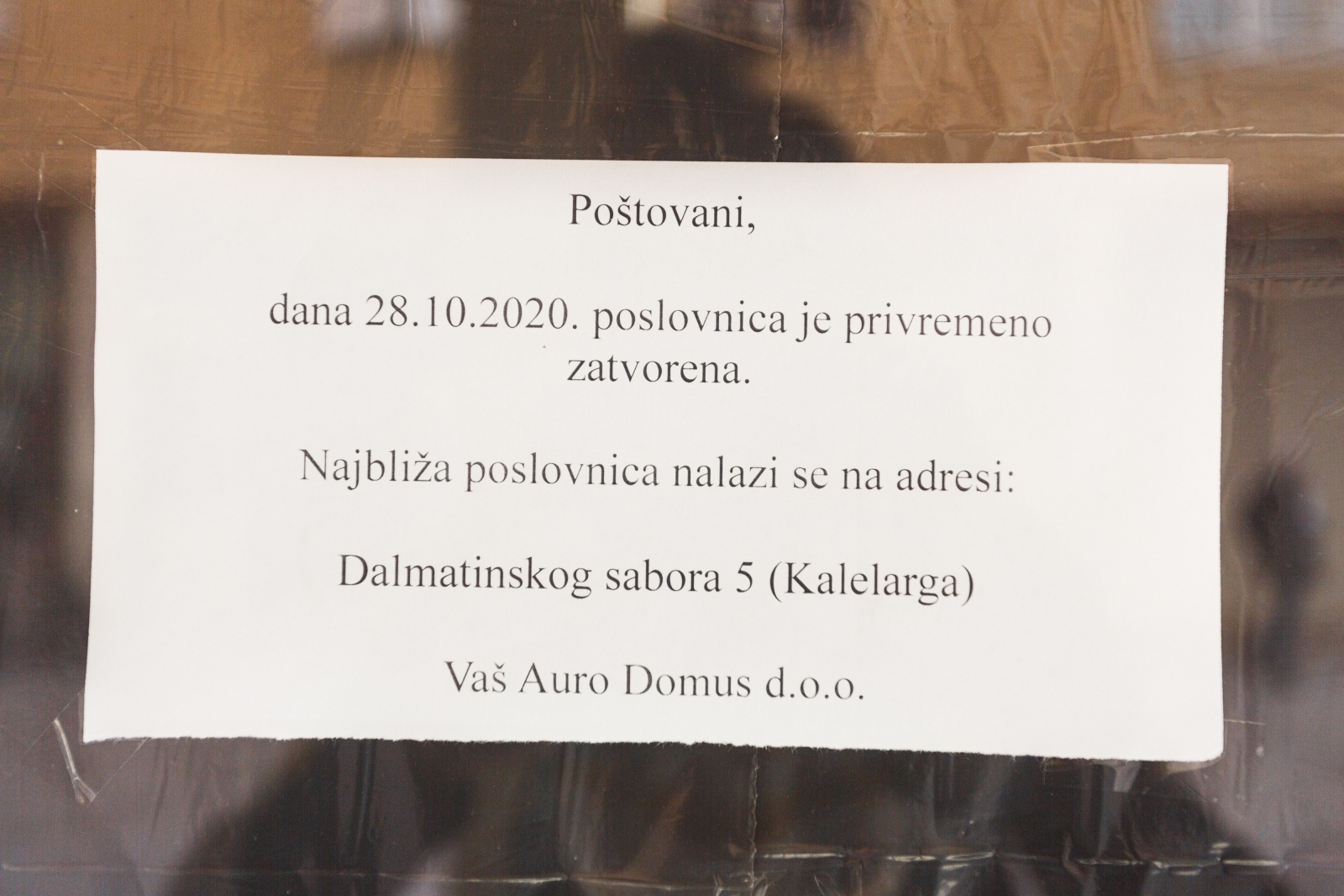 Zatvorene butige i poluprazan zadarski Poluotok Zatvorene butige i poluprazan zadarski Poluotok