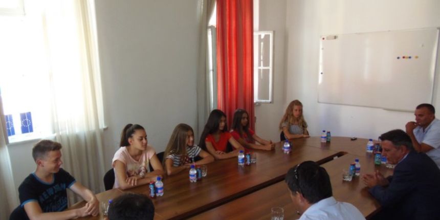 Branko Kutija primio šestero mladih atletičara AŠK Benkovac Branko Kutija primio šestero mladih atletičara AŠK Benkovac