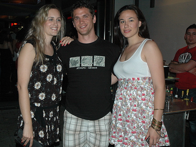 Ribarska festa zadarskih studenata u zagrebackom klubu Roko Ribarska festa zadarskih studenata u zagrebackom klubu Roko