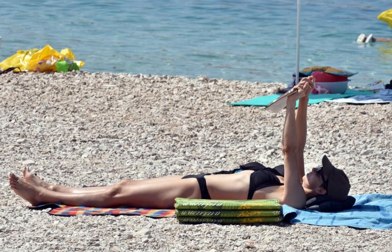 Guštanje na primoštenskim plažama. Photo: Hrvoje Jelavić/PIXSELL Guštanje na primoštenskim plažama. Photo: Hrvoje Jelavić/PIXSELL