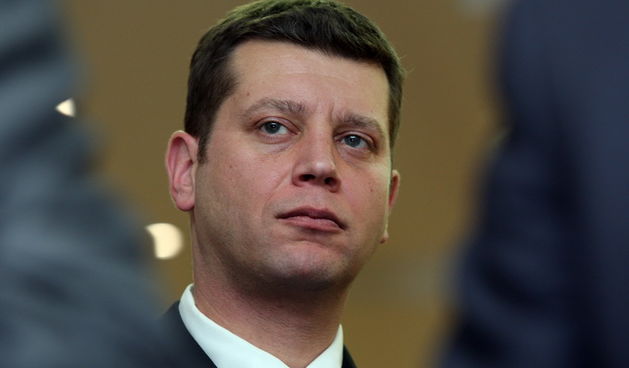 Zagreb, 180110.
Sredisnjica HDZ-a.
Tiskovna konferencija Jadranke Kosor nakon odrzane sjednice Predsjednistva HDZ-a.
Jasen Mesic tijekom tiskovne konferencije.
Foto: Davor Pongracic / CROPIX