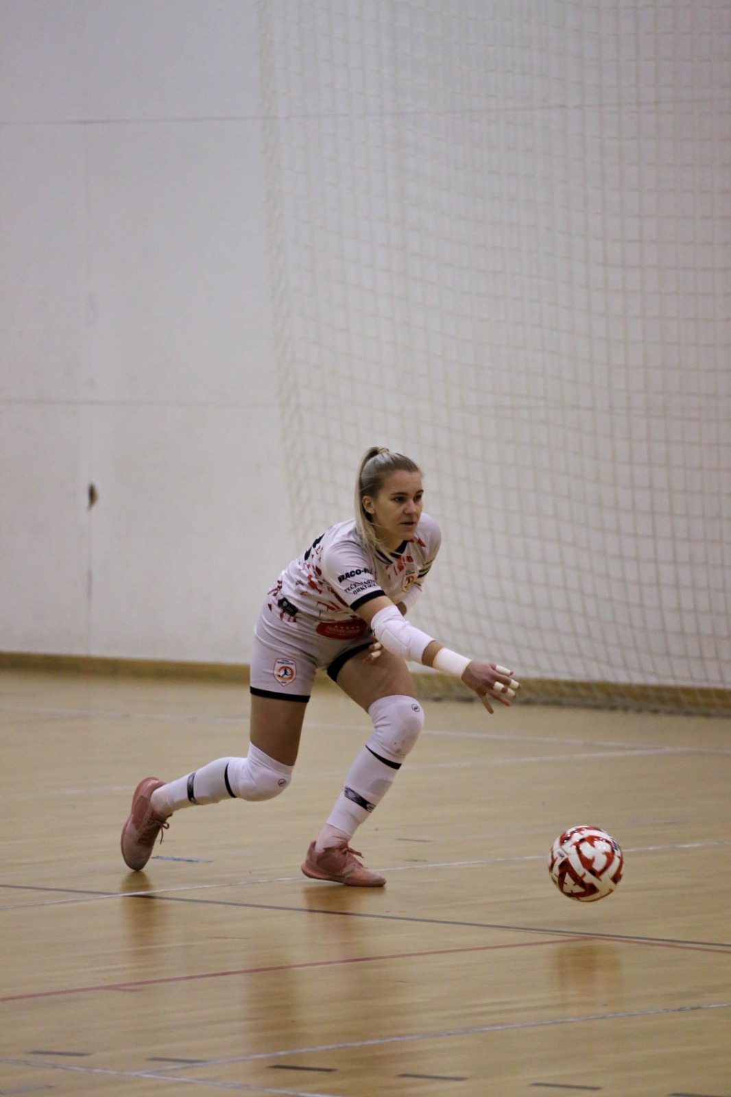 Futsal Super chicks – MC PLUS 2:5 Futsal Super chicks – MC PLUS 2:5