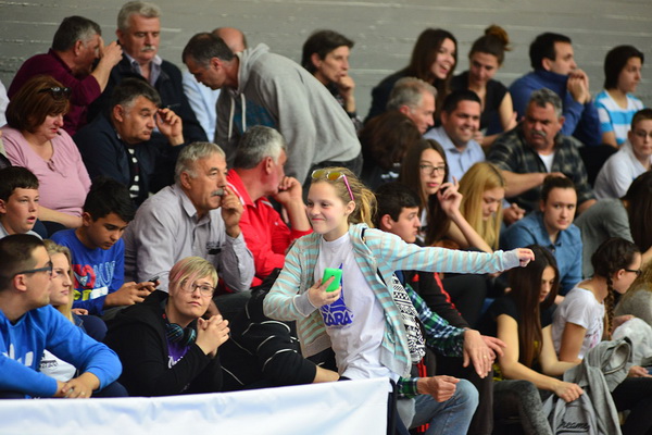 SC Višnjik, dvorana 3. Finale doigravanja za prvaka Hrvatske: ŽKK Zadar – ŽKK Medveščak 54-76 SC Višnjik, dvorana 3. Finale doigravanja za prvaka Hrvatske: ŽKK Zadar – ŽKK Medveščak 54-76