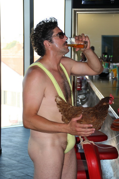 Dali bar: Party u povodu predpremijere filma Bruno