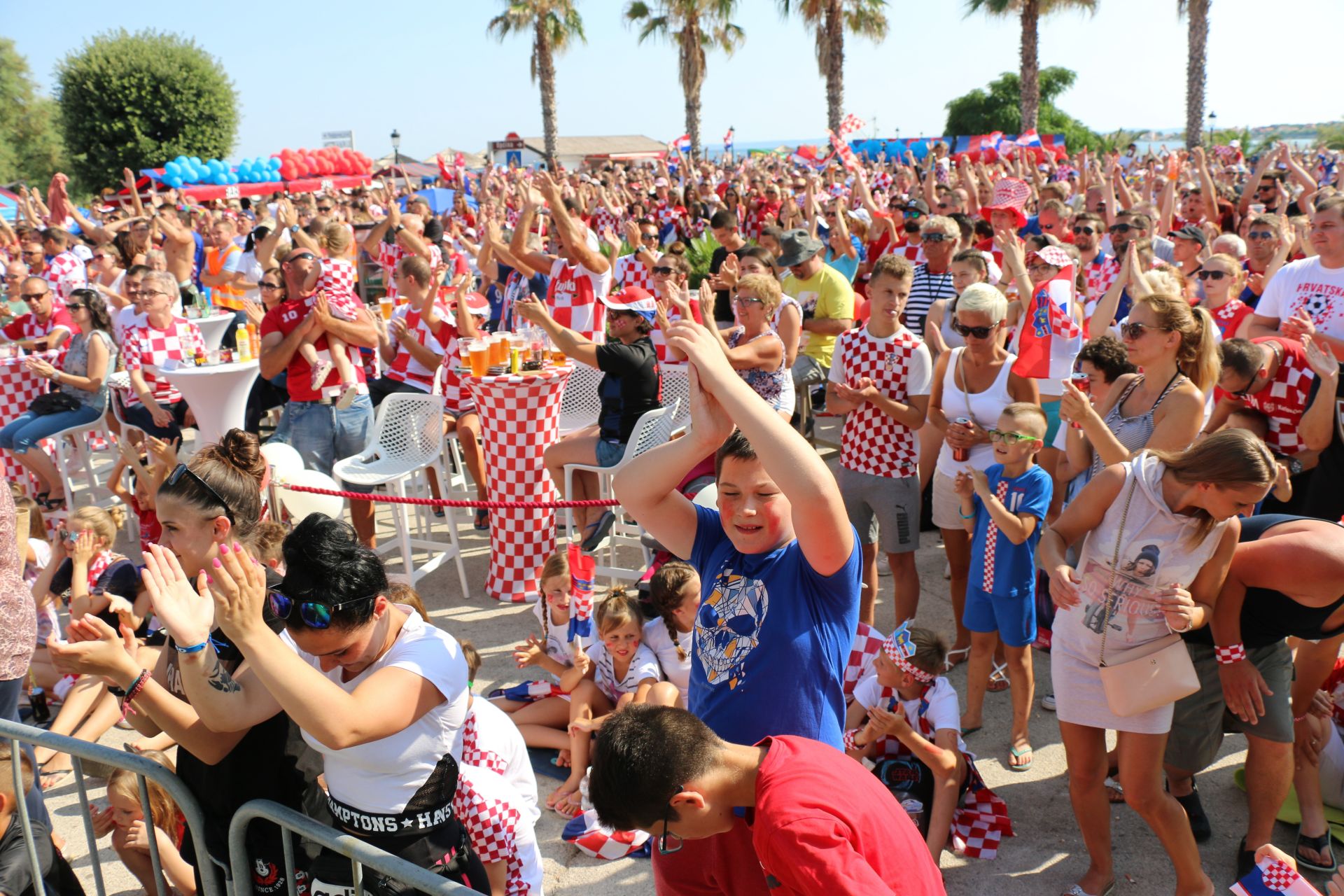 Na Viru se svim srcem navijalo za Vatrene