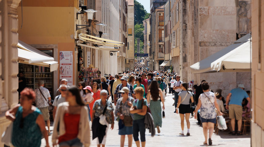 Đir po gradu, subotnja špica, 24. svibnja 2025. Đir po gradu, subotnja špica, 24. svibnja 2025.