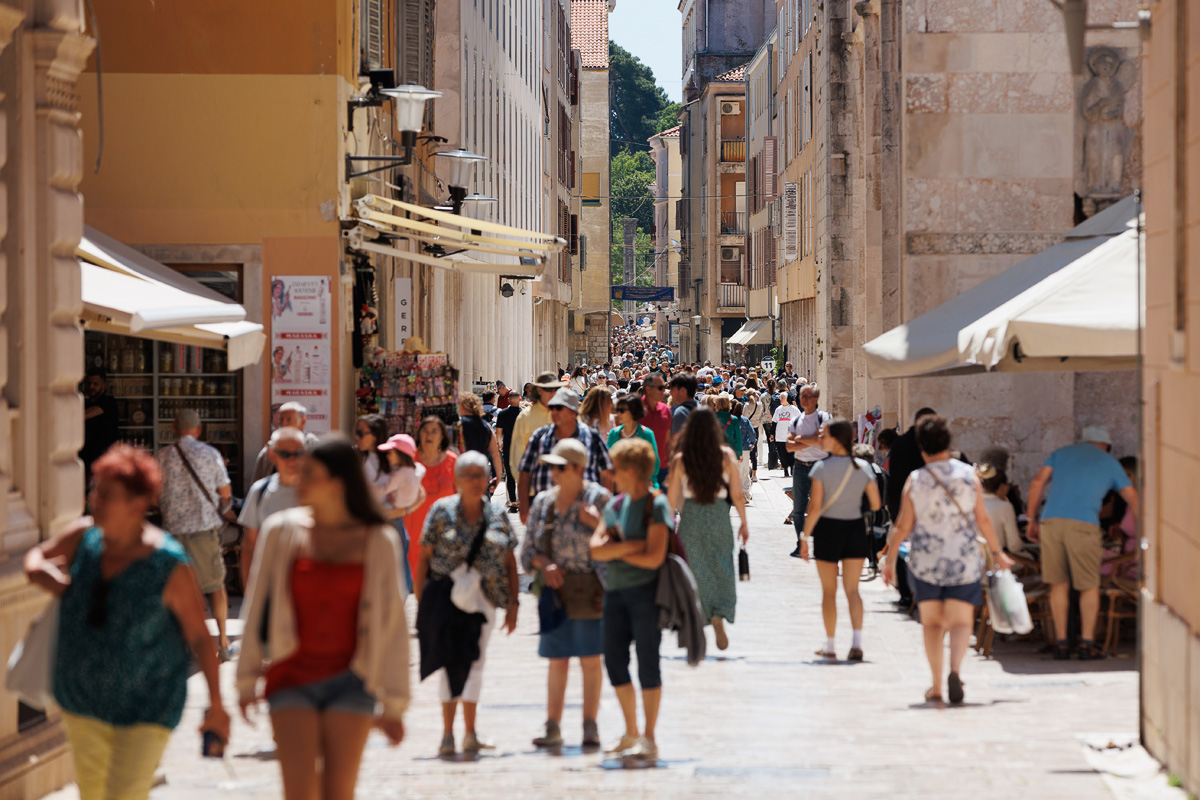 Đir po gradu, subotnja špica, 24. svibnja 2025. Đir po gradu, subotnja špica, 24. svibnja 2025.