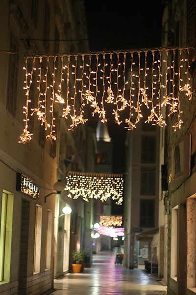 Božićni ukrasi u Zadru Božićni ukrasi u Zadru