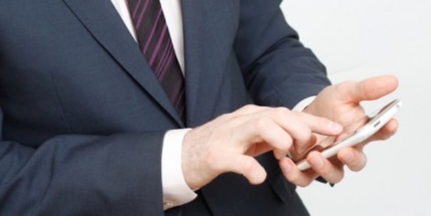 SMS poruke više nećemo tipkati već – govoriti; iPhone (http://metro-portal.hr/) SMS poruke više nećemo tipkati već – govoriti; iPhone (http://metro-portal.hr/)