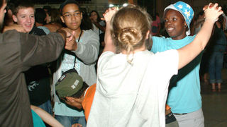 Pet Tambura na Narodnom trgu