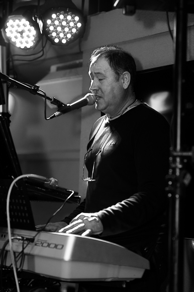 Toto i kraljice u Posh Pubu – foto Ivan Toman Toto i kraljice u Posh Pubu – foto Ivan Toman