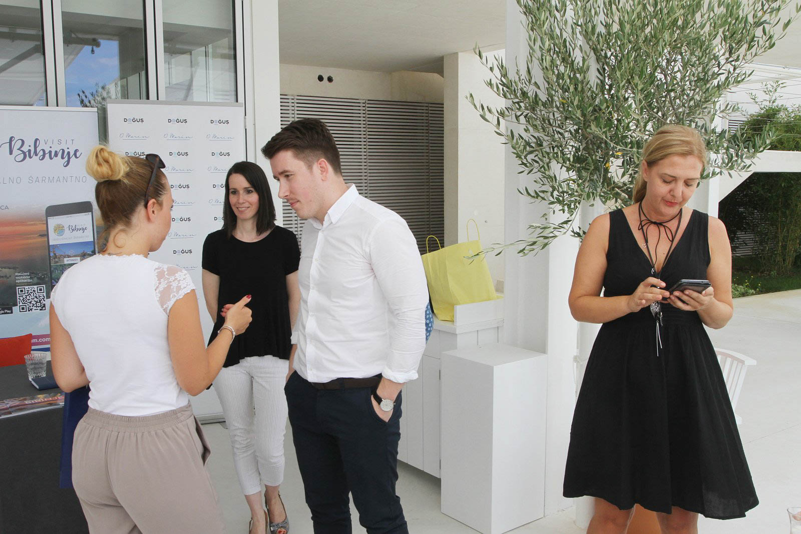 Turistička zajednica općine Bibinje predstavila mobilnu aplikaciju “Visit Bibinje” Turistička zajednica općine Bibinje predstavila mobilnu aplikaciju “Visit Bibinje”