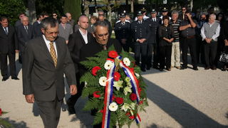 Image 1054209 (auto)