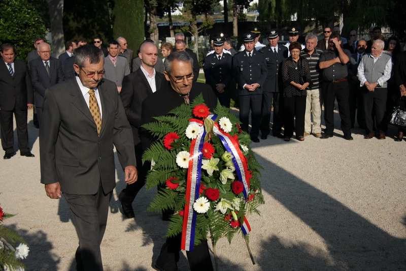 Image 1054209 (auto)