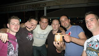 Ribarska festa zadarskih studenata u zagrebackom klubu Roko Ribarska festa zadarskih studenata u zagrebackom klubu Roko