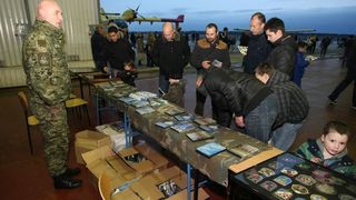 Noć otvorenih vrata u zrakoplovnoj bazi Zemunik, Foto: Dino Stanin/PIXSELL Noć otvorenih vrata u zrakoplovnoj bazi Zemunik, Foto: Dino Stanin/PIXSELL