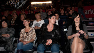 Karlovacko live: Halid Beslic i Crvena jabuka u dvorani Kresimir Cosic u Zadru, Foto: Leo Banic Karlovacko live: Halid Beslic i Crvena jabuka u dvorani Kresimir Cosic u Zadru, Foto: Leo Banic