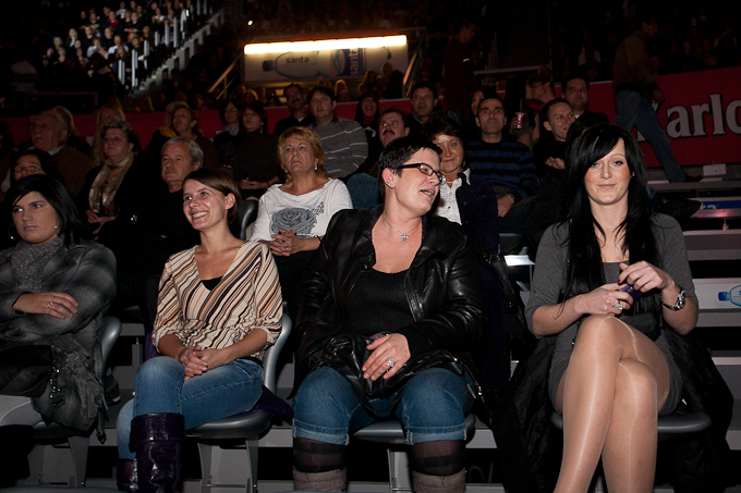 Karlovacko live: Halid Beslic i Crvena jabuka u dvorani Kresimir Cosic u Zadru, Foto: Leo Banic Karlovacko live: Halid Beslic i Crvena jabuka u dvorani Kresimir Cosic u Zadru, Foto: Leo Banic