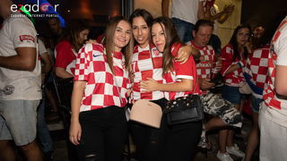 Čudesna noć: Velika fešta ulicama Zadra nakon plasmana Vatrenih u finale SP Čudesna noć: Velika fešta ulicama Zadra nakon plasmana Vatrenih u finale SP