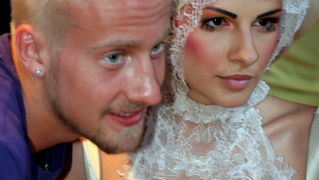 Zadar, 090610.
Na 8. Matrix World Touru 2010. u Zatonu kraj Zadra okupili su se frizeri iz desetak zemalja. Na spektakularnom trodnevnom druzenju koje organizira L’Oreal bilo je oko tisucu gostiju.
Foto: Branislav Grgurovic /CROPIX