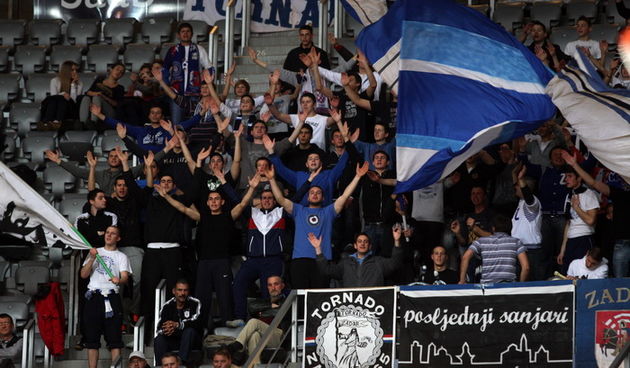 Zadar, 090313. Dvorana Kresimira Cosica. Utakmica 24.kola ABA lige, KK Zadar – KK Radnicki. Na fotografiji: navijaci Zadra Tornado.Foto: Jure Miskovic / CROPIX