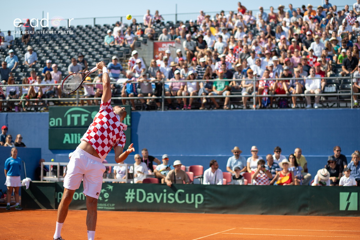 Davis Cup: Vruća navijačka atmosfera u meču Ćilića i Querreya