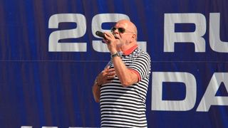 U prigodi Dana hrvatske policije i njihovog zaštitnika Sv.Mihovila danas je u PU Zadarskoj održana prigodna svečanost.U nastavku svečanosti, pokaznu vježbu samoobrane izveli su pripadnici interventne jedinice PU Zadarske te su podijeljena priznanja nagrađ U prigodi Dana hrvatske policije i njihovog zaštitnika Sv.Mihovila danas je u PU Zadarskoj održana prigodna svečanost.U nastavku svečanosti, pokaznu vježbu samoobrane izveli su pripadnici interventne jedinice PU Zadarske te su podijeljena priznanja nagrađ