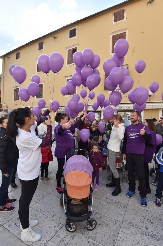 Image 380749 (auto) Image 380749 (auto)