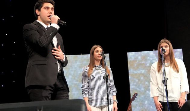 “Tvoja ljubav”: Luka Brala pobjednik Festivala duhovne glazbe