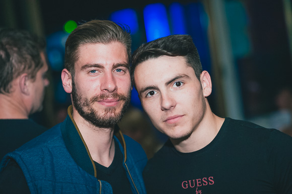 Zadarska večer s Ivicom Sikirićem Ićom u Hitch baru, 8.5.2015. (Foto: Ivan Toman) Zadarska večer s Ivicom Sikirićem Ićom u Hitch baru, 8.5.2015. (Foto: Ivan Toman)