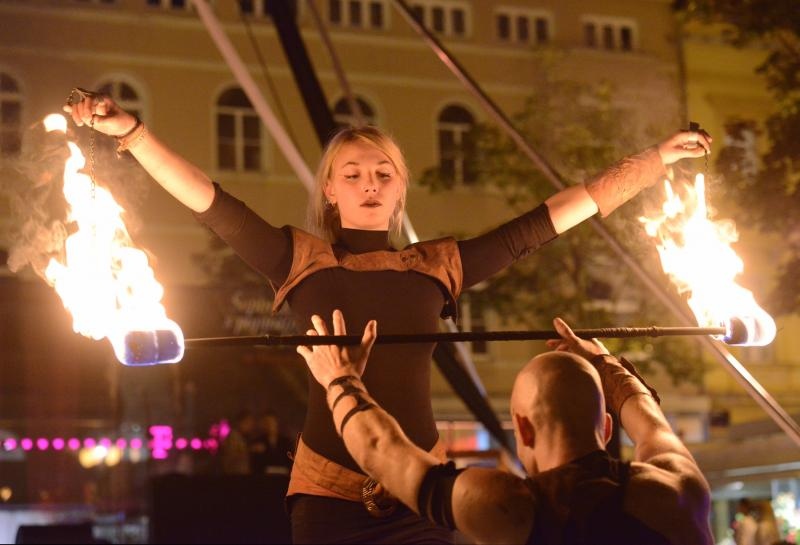 Storybook Teatar na Cvjetnom trgu i party se odrzao u Supercaffeu gjde su dosle osobe iz javnog zivota. Predstava zivot na vosokoj nozi by Ludifico Photo: Marko Lukunic/PIXSELL