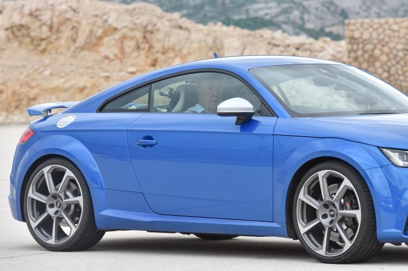 Jeremy Clarkson i Richard Hammond snimali u pritaništu Žigljen na Pagu