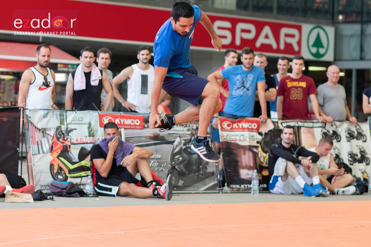 3×3 Basket Tour @ City Galleria