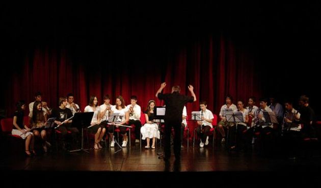 Puhački orkestar Glazbene škole Blagoje Bersa