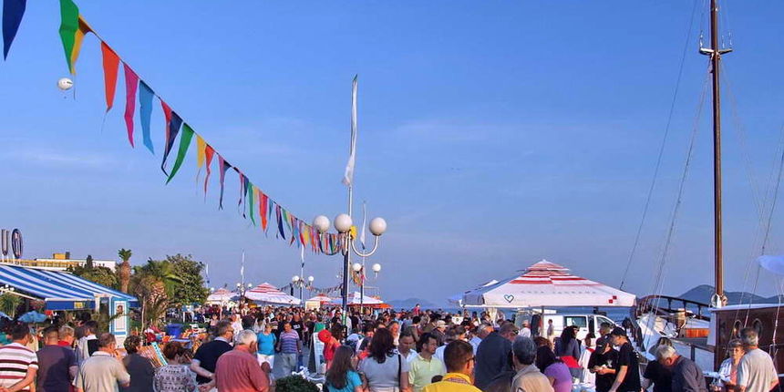 7. Festival izvorne hrane, pića, gastronomskih delicija, izvornog suvenira i folklora “Biogradski stol”, Foto: Leonard Kvarantan 7. Festival izvorne hrane, pića, gastronomskih delicija, izvornog suvenira i folklora “Biogradski stol”, Foto: Leonard Kvarantan