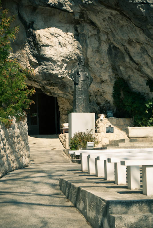 Šetnjica poučnom stazom sv. Leopolda Mandića, Mosor, foto: Darko Belančić