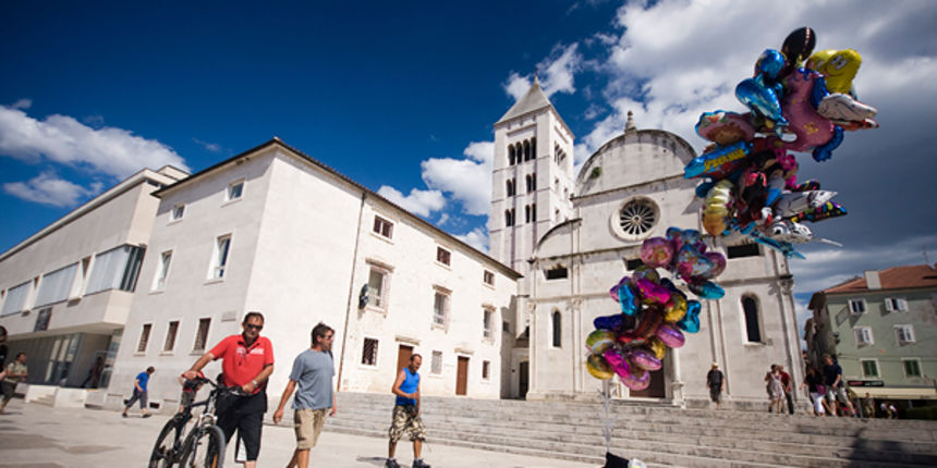 Đir po gradu 26. srpnja 2010. Sv. Marija (foto:Saša Čuka) Đir po gradu 26. srpnja 2010. Sv. Marija (foto:Saša Čuka)