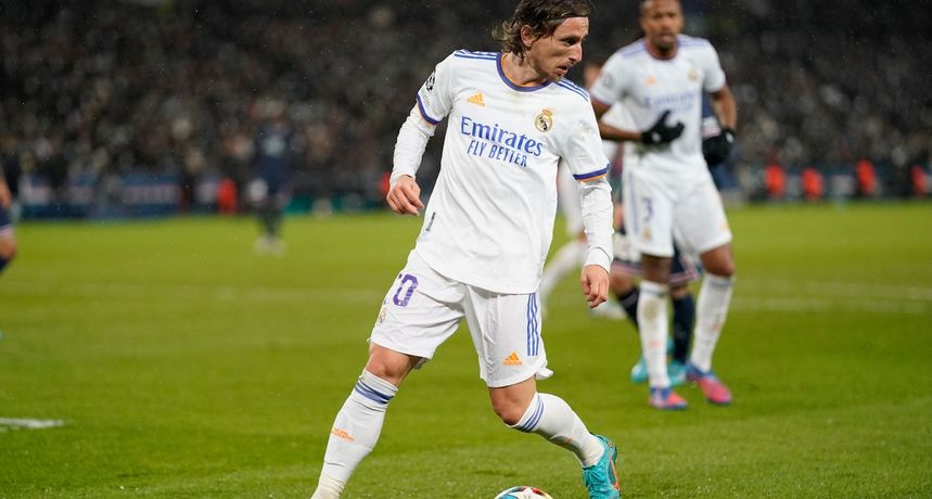 modric psg modric psg