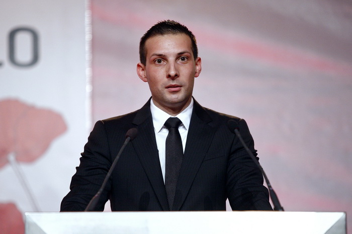 Zagreb, 161110.
U hotelu Westin odrzan je 20. susret CROMA 2010, na kojm su dodijeljene nagrade za najbolje menadzere i poduzetnike u ovoj godini. Dodijeljeno je 14 nagrada i plaketa.
Na slici: dobitnik nagrade Radisav Drljevic, TTO Thermotechnik d.o.o., Zagreb, 161110.
U hotelu Westin odrzan je 20. susret CROMA 2010, na kojm su dodijeljene nagrade za najbolje menadzere i poduzetnike u ovoj godini. Dodijeljeno je 14 nagrada i plaketa.
Na slici: dobitnik nagrade Radisav Drljevic, TTO Thermotechnik d.o.o.,