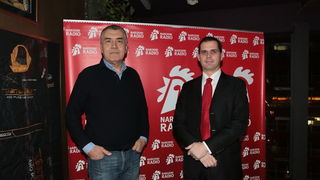 Najslušaniji radio u Hrvatskoj sinoć je u zagrebačkom Green Goldu proslavio 16. rođendan! Uz najbolju domaću glazbu, velika obitelj Narodnog radija priredila je feštu za pamćenje, a rođendansku čestitku uz pjesmu točno u ponoć uputili Tatjana Jurić i Davo Najslušaniji radio u Hrvatskoj sinoć je u zagrebačkom Green Goldu proslavio 16. rođendan! Uz najbolju domaću glazbu, velika obitelj Narodnog radija priredila je feštu za pamćenje, a rođendansku čestitku uz pjesmu točno u ponoć uputili Tatjana Jurić i Davo