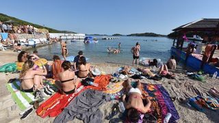 Drugi dan Love International Festivala u Tisnom. Photo. Hrvoje Jelavić/PIXSELL Drugi dan Love International Festivala u Tisnom. Photo. Hrvoje Jelavić/PIXSELL