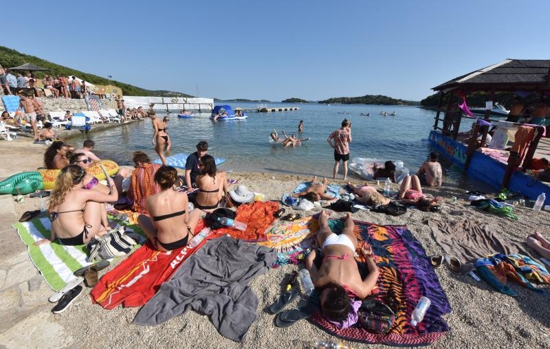 Drugi dan Love International Festivala u Tisnom. Photo. Hrvoje Jelavić/PIXSELL Drugi dan Love International Festivala u Tisnom. Photo. Hrvoje Jelavić/PIXSELL