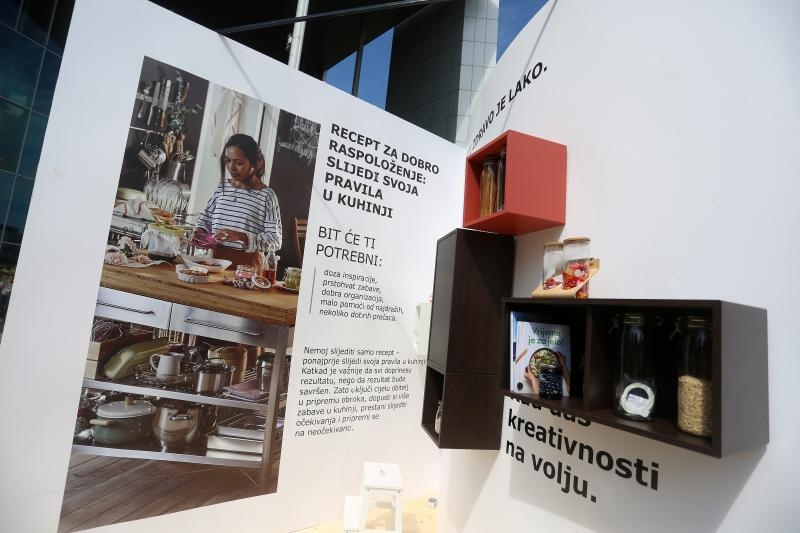 Zagreb: Robna kuća Ikea ispred Avenue Malla predstavila novi katalog