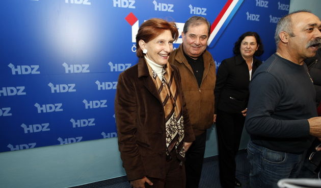 Zadar, 041211.
Parlamentarni izbori 2011. 
Pracenje izbornih rezultata u izbornom stozeru zadarskog HDZ-a. 
Na slici: saborska zastupnica Ana Lovrin.
Foto: Jure Miskovic / CROPIX