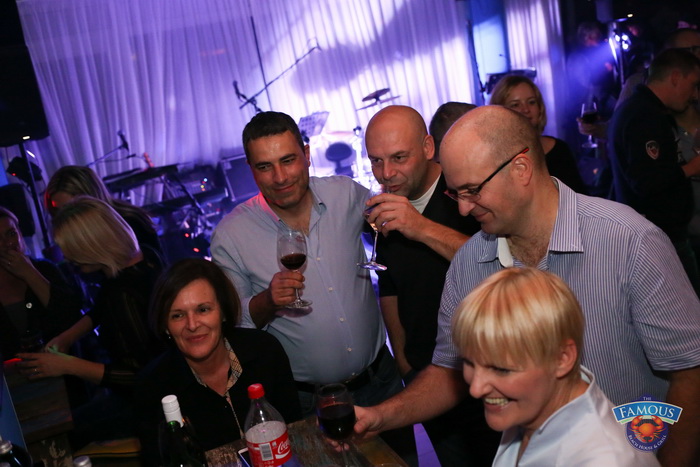 Friday Night Live: Cotton Club @ Famous Beach Bar & Grill 21. listopada 2016. Friday Night Live: Cotton Club @ Famous Beach Bar & Grill 21. listopada 2016.