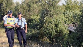 Prosika: Pri slijetanju automobila s kolnika jedna je osoba poginula Prosika: Pri slijetanju automobila s kolnika jedna je osoba poginula