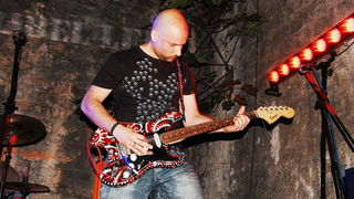 Gitarijada Za šaku metala 2012, foto: Tea Balog Gitarijada Za šaku metala 2012, foto: Tea Balog