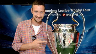 Tarik Filipović, Mila Horvat i Renata Sopek na predstavljanju trofeja Lige prvaka Tarik Filipović, Mila Horvat i Renata Sopek na predstavljanju trofeja Lige prvaka